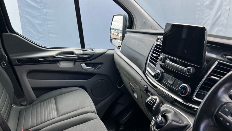 Ford Transit Custom 300 L1 Diesel Fwd 2.0 EcoBlue 130ps Low Roof Limited Van